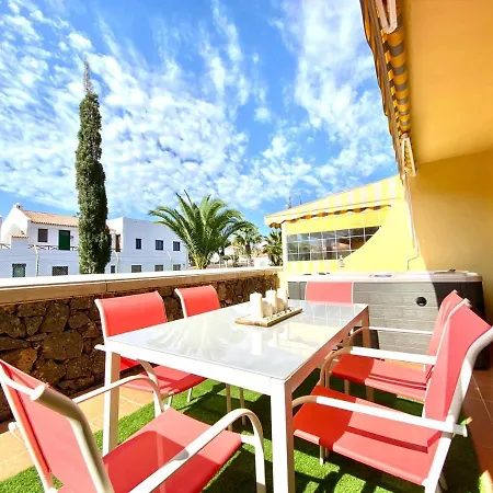 Estupendo Apartamento De Lujo Con Jacuzzi Y Piscina En דירה