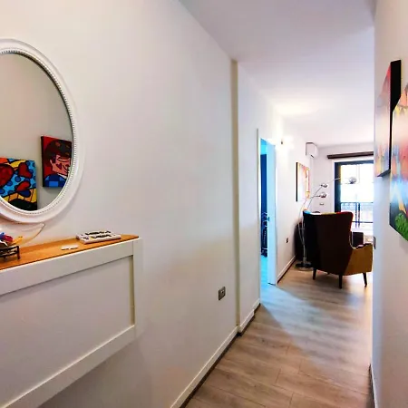 Appartamento Estupendo Apartamento De Lujo Con Jacuzzi Y Piscina En Costa Del Silencio