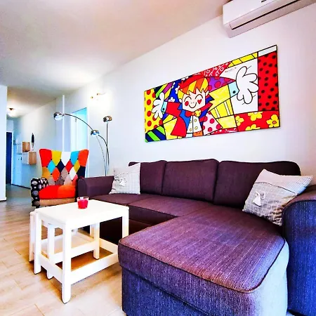 Estupendo Apartamento De Lujo Con Jacuzzi Y Piscina En *